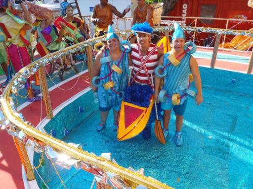 Natacao-Desfile-Escola-Embaixadores-da-Alegria-Carnaval-2012